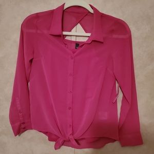 Sheer blouse with undershirt
